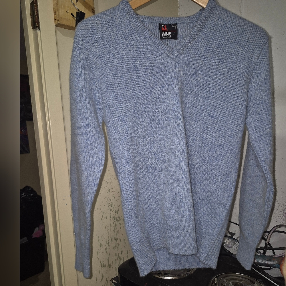 V-Neck Sweater in Soft Blue